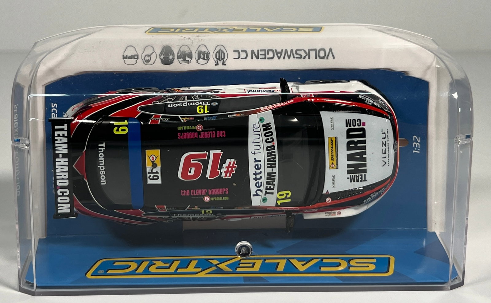 Scalextric VW Passat CC #19 - 4