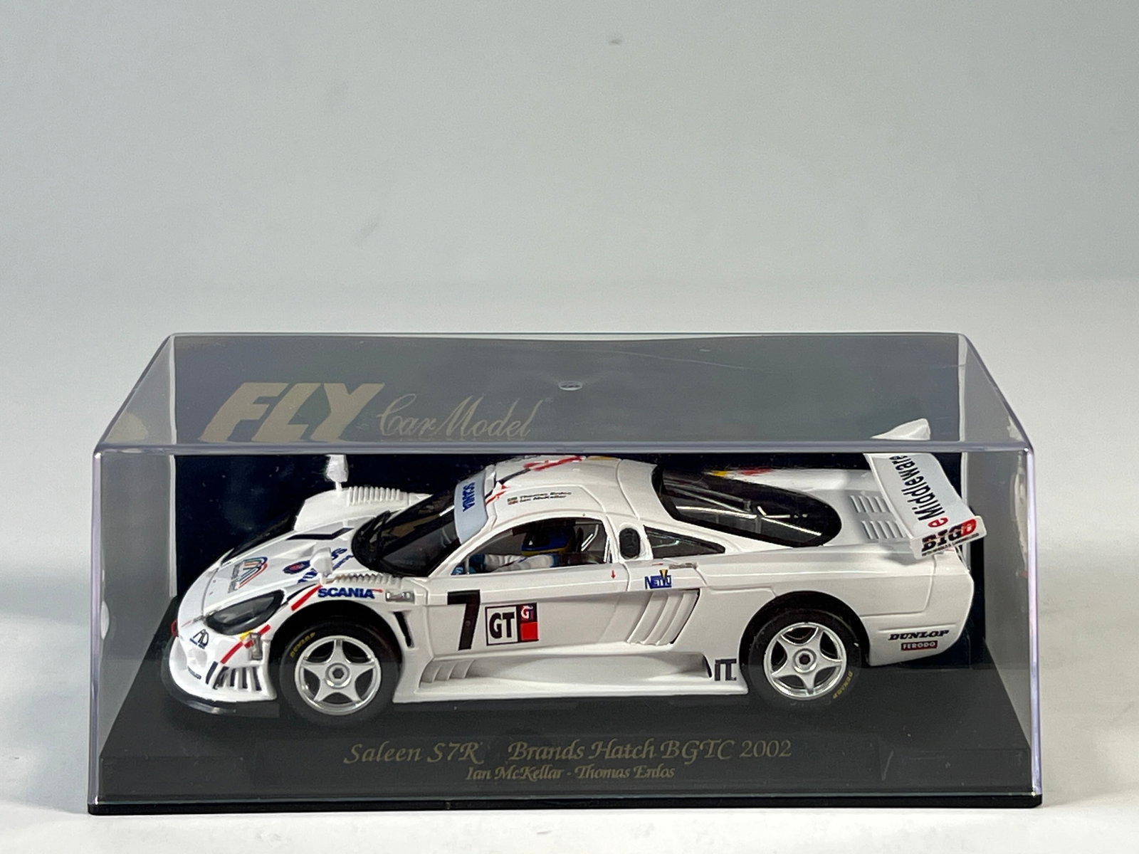 Fly Car Model Saleen S7R Brands Hatch BGTC 2002 #7: Fly Car Model Saleen S7R Brands Hatch BGTC 2002 McKellar - Erdos #7 Middleware 1/32 Slot Car, A265. Reference #88016, with original case. Weight: 8 oz; case length: 6.5 oz.