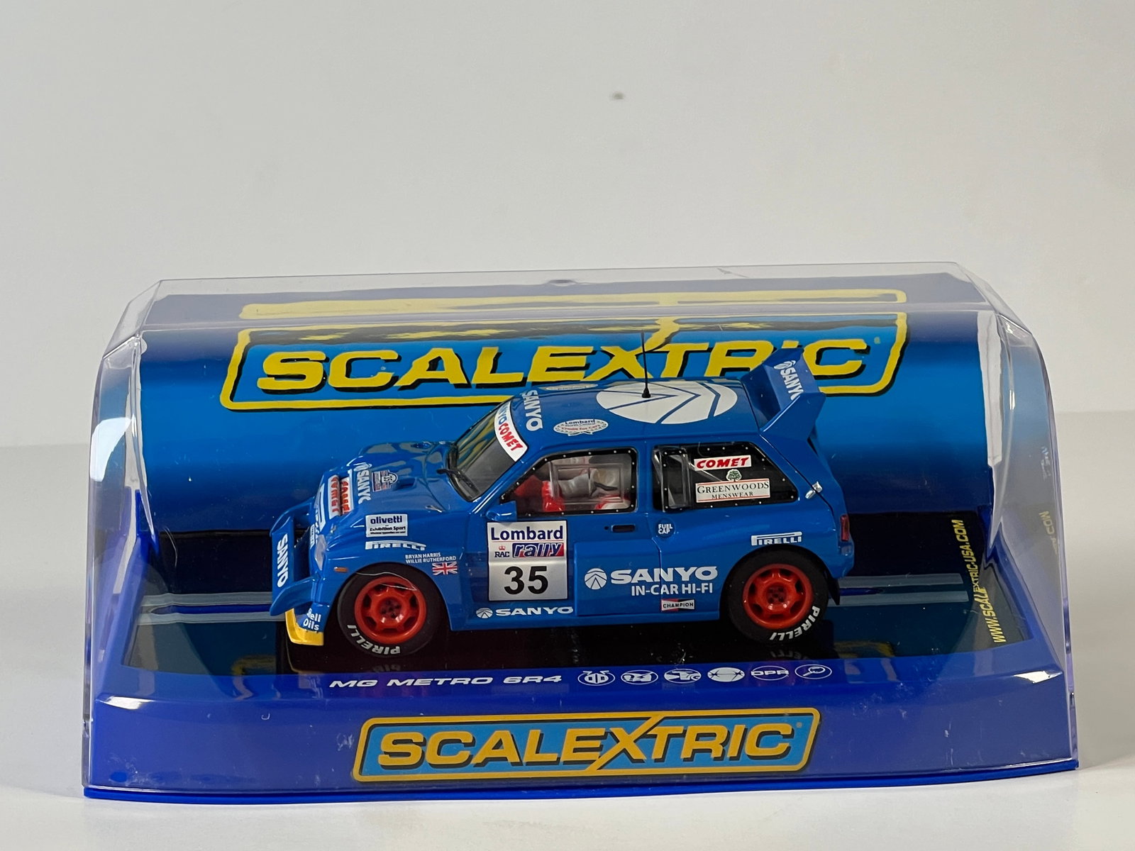 Scalextric MG Metro 6R4 Willie Rutherford #35 (1 of 5)