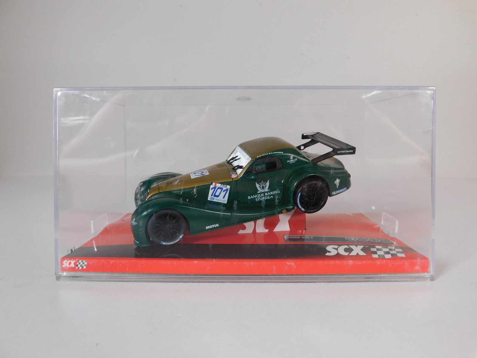 SCX Morgan Aero 8 GT Martin #101: SCX Morgan Aero 8 GT Martin #101 Banque Baring Sturdza 1/32 Slot Car. Reference #A10218X3U0, with original case. Weight: 7.7 oz.
