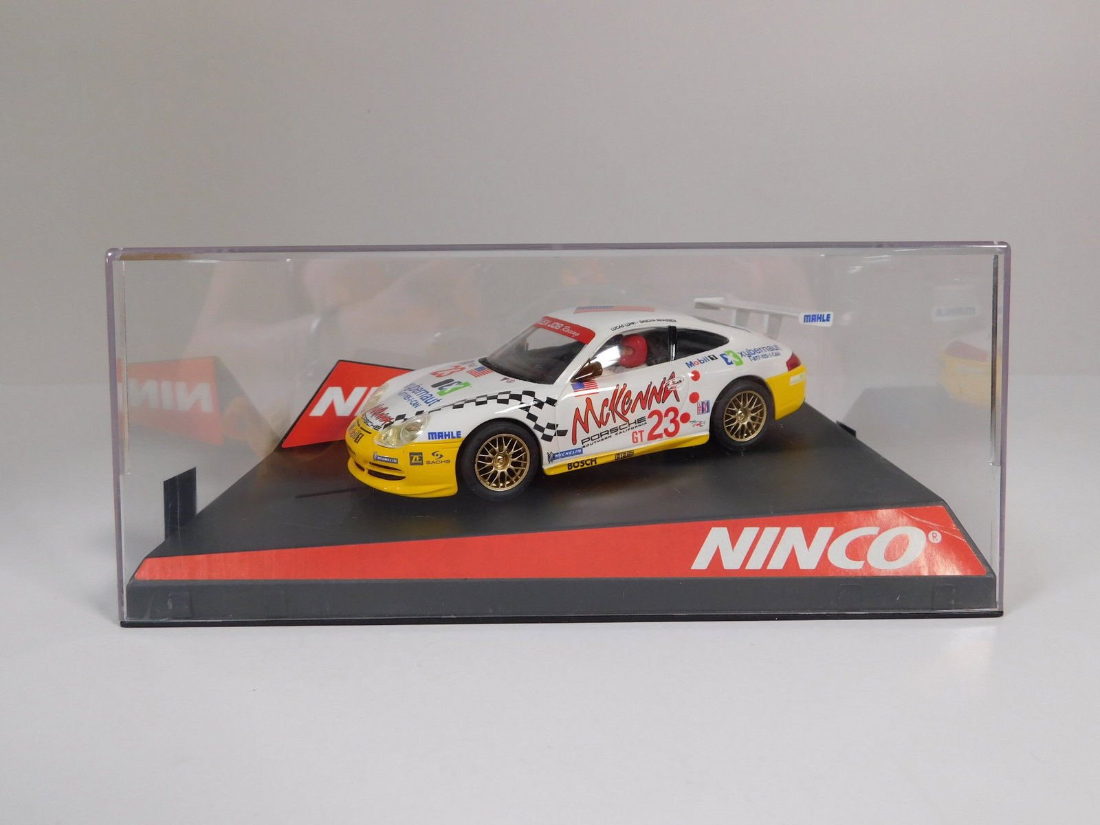 Ninco Porsche 911 GT3R Alex Job #23: Ninco Porsche 911 GT3R Alex Job #23 McKenna 1/32 Slot Car. Reference #50304, with original case. Weight: 9.1oz.
