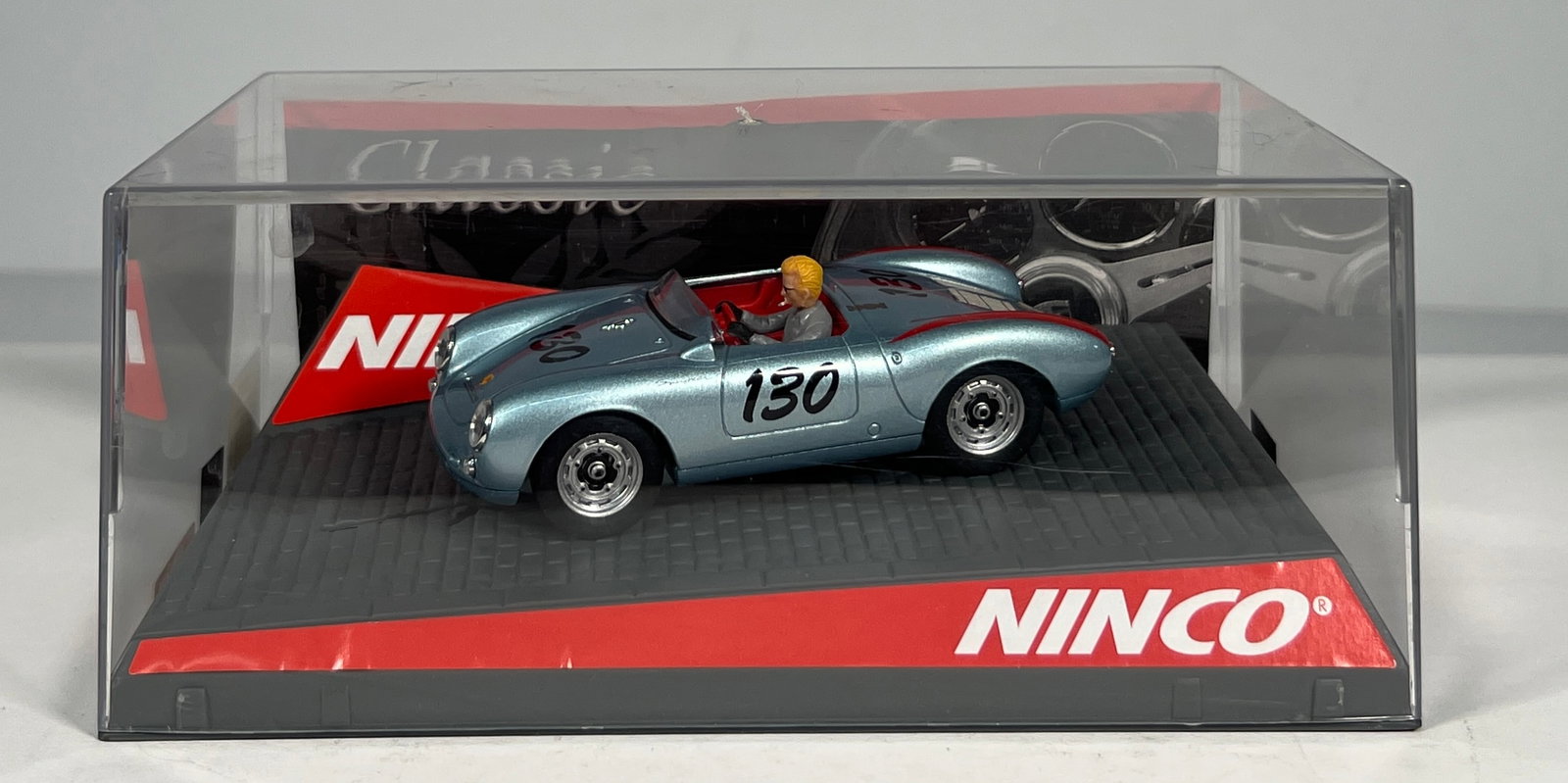 Ninco Classic Porsche #130: Ninco Classic Porsche #130 1/32 Slot Car. Reference #50506, with original case. Weight: 9 oz.