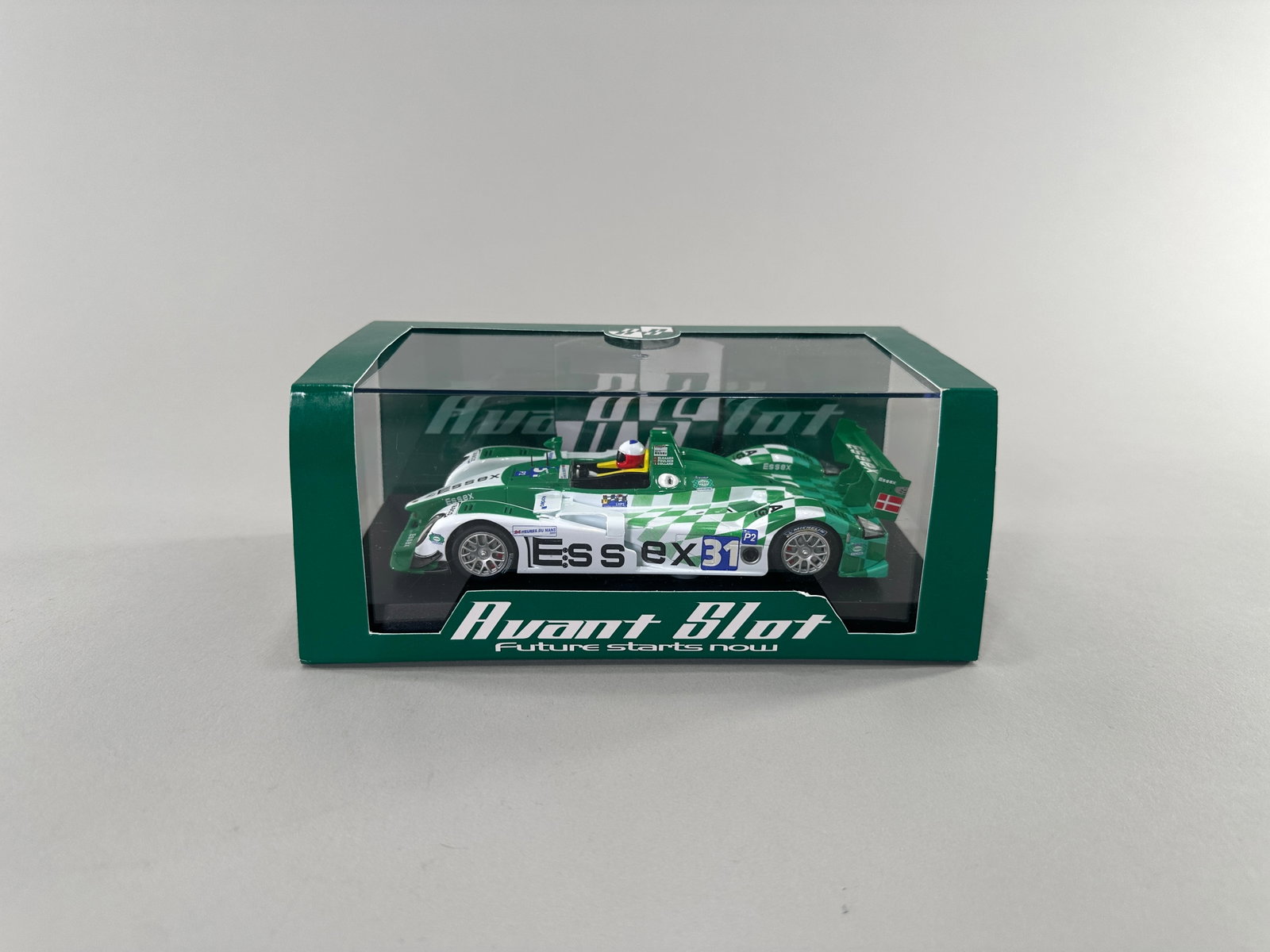 Avant Slot Porsche Spyder Le Mans 2009 Essex #31: Avant Slot Porsche Spyder Le Mans 2009 Essex #31 1/32 Slot Car, in original packaging. Reference #50605. Weight: 8oz. 
