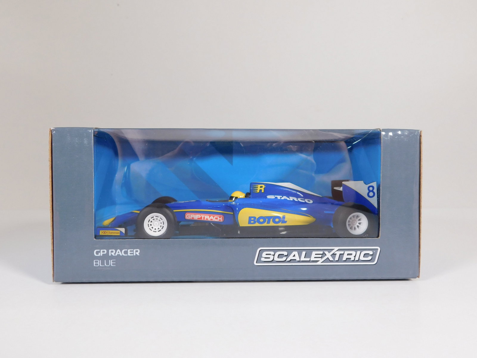 Scalextric GP Racer Blue #8: Scalextric GP Racer Blue #8 Botol 1/32 Slot Car. Reference #C3704, with original case. Weight: 5.3oz. 