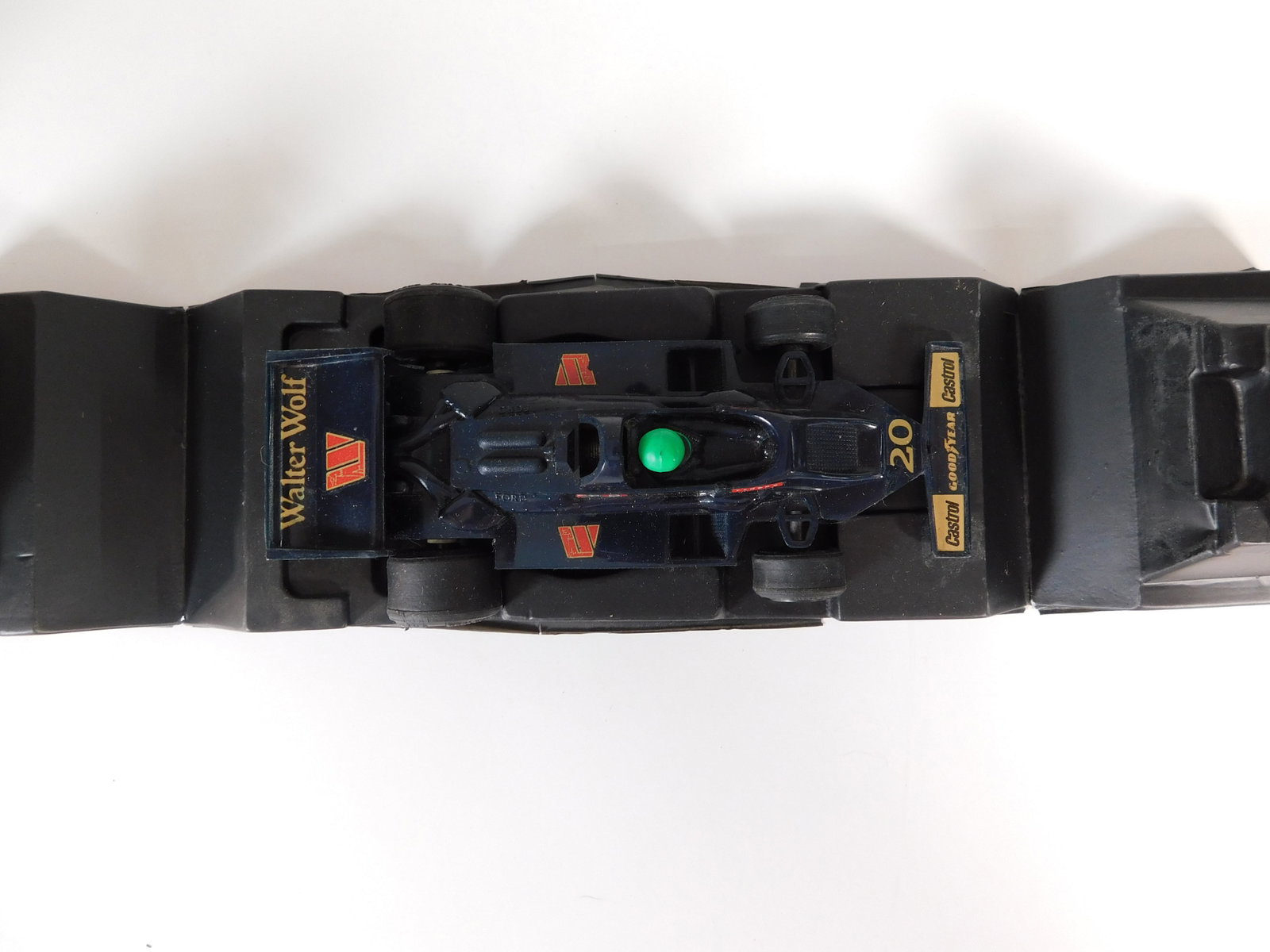 Scalextric Wolf WR5 Formula 1 #20 - 11