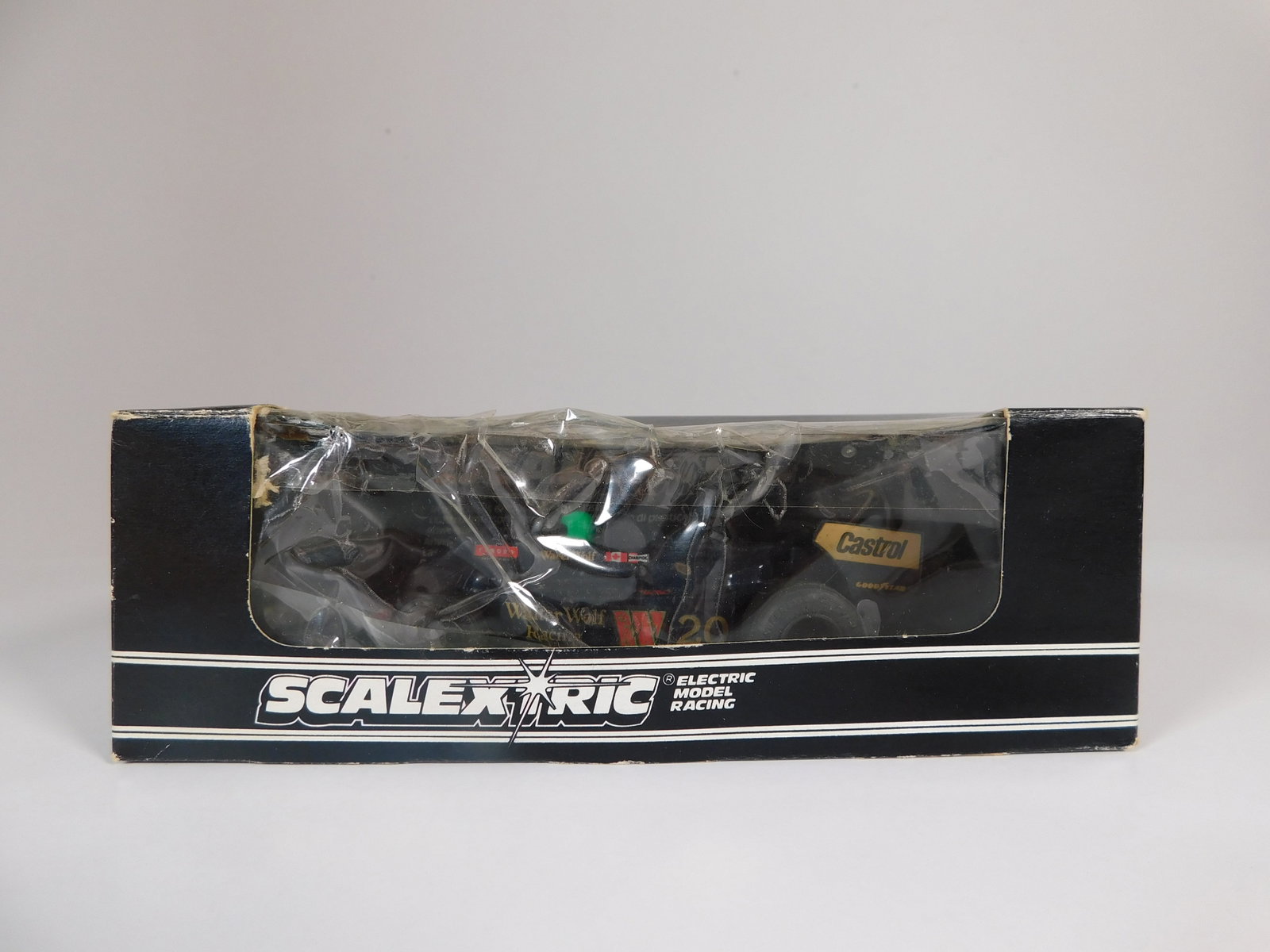 Scalextric Wolf WR5 Formula 1 #20 - 2