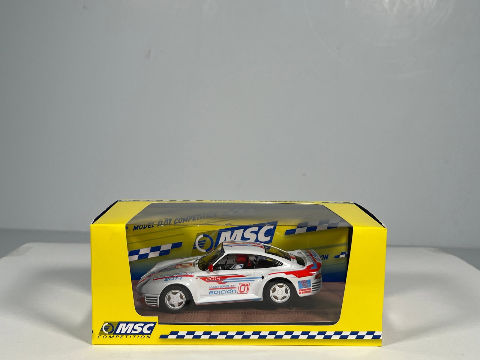 MSC Competition Porsche 959 Master Slot 2014 #01: MSC Competition Porsche 959 Master Slot 2014 #01 1/32 Slot Car. Reference #MSC-6044, with original case. Weight: 8 oz.