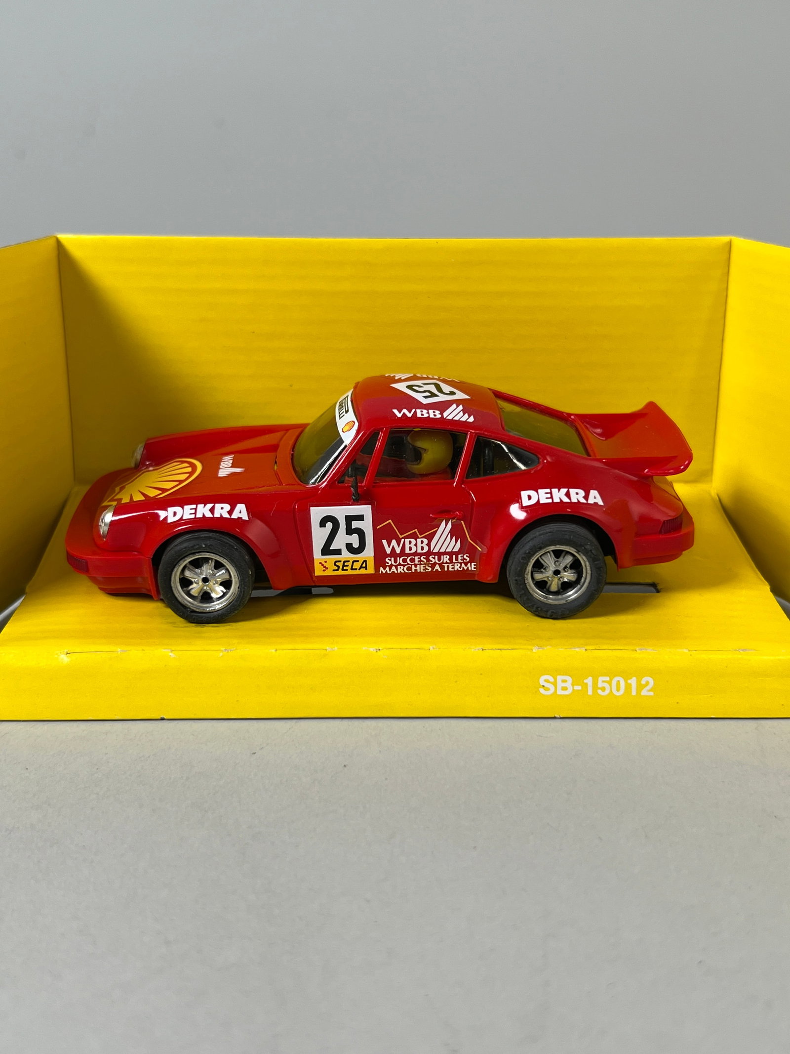 SCX Porsche 911 "Shell" #25 - 8