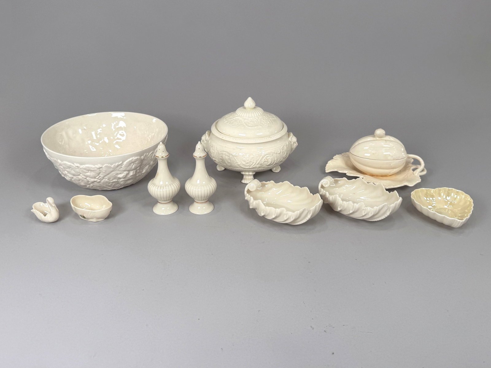 Vintage Creamware Porcelain Tableware Group (1 of 13)
