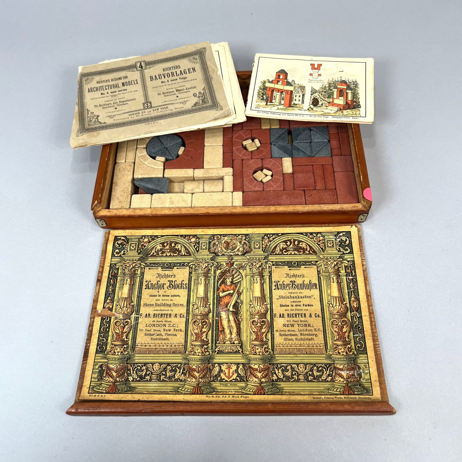 Antique Richter's Anchor Blocks: Set of antique stone Richter's Anchor Blocks / Stone Building Boxes with original building design booklets. Set contains the "Rank" series and is stored in the original box.