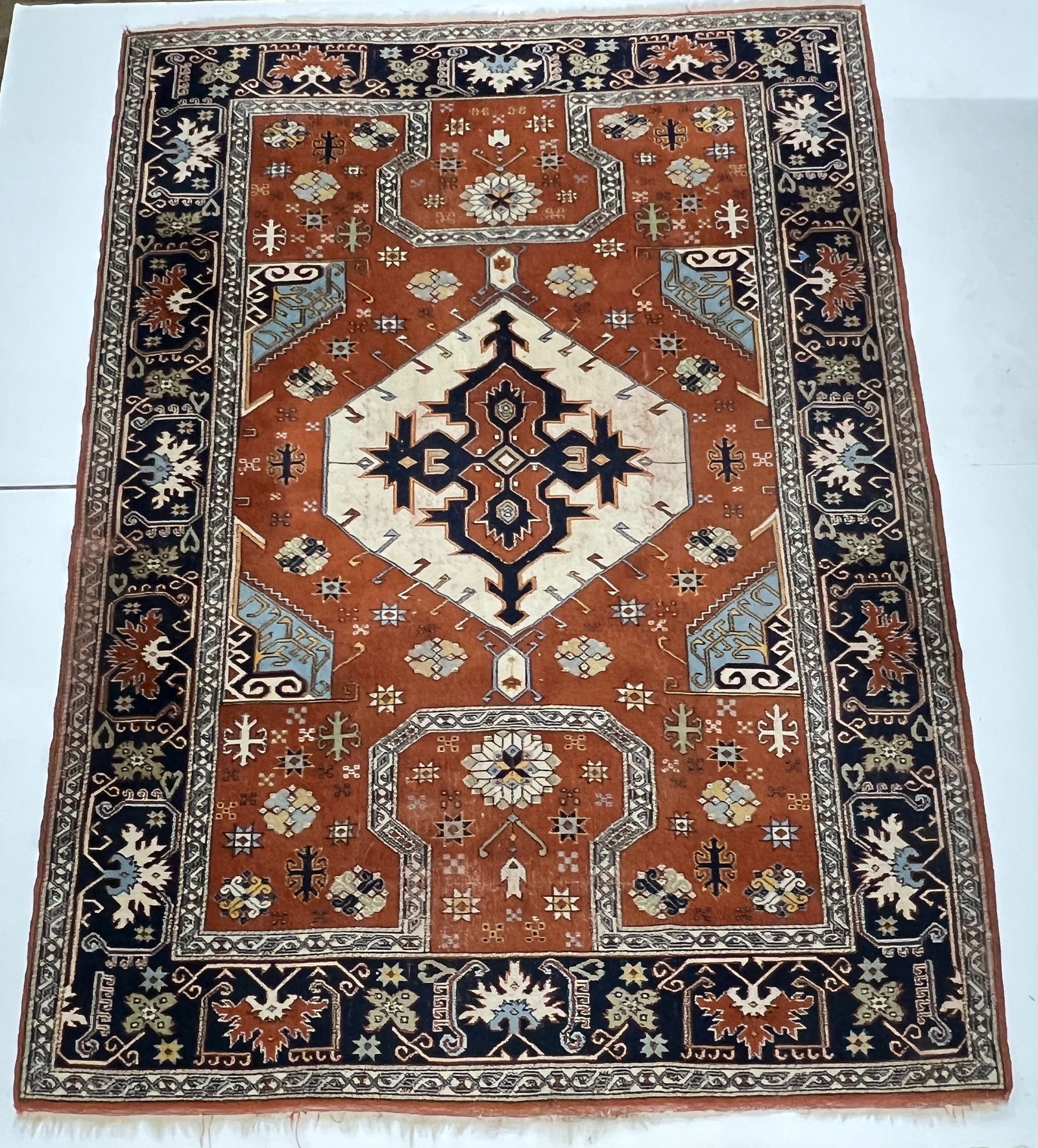 Vintage Serapi Rug - 2