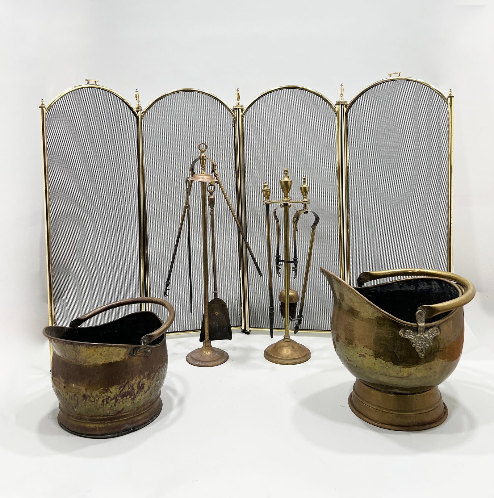 Brass Fireplace Set with Screen and Tools (1 of 18)