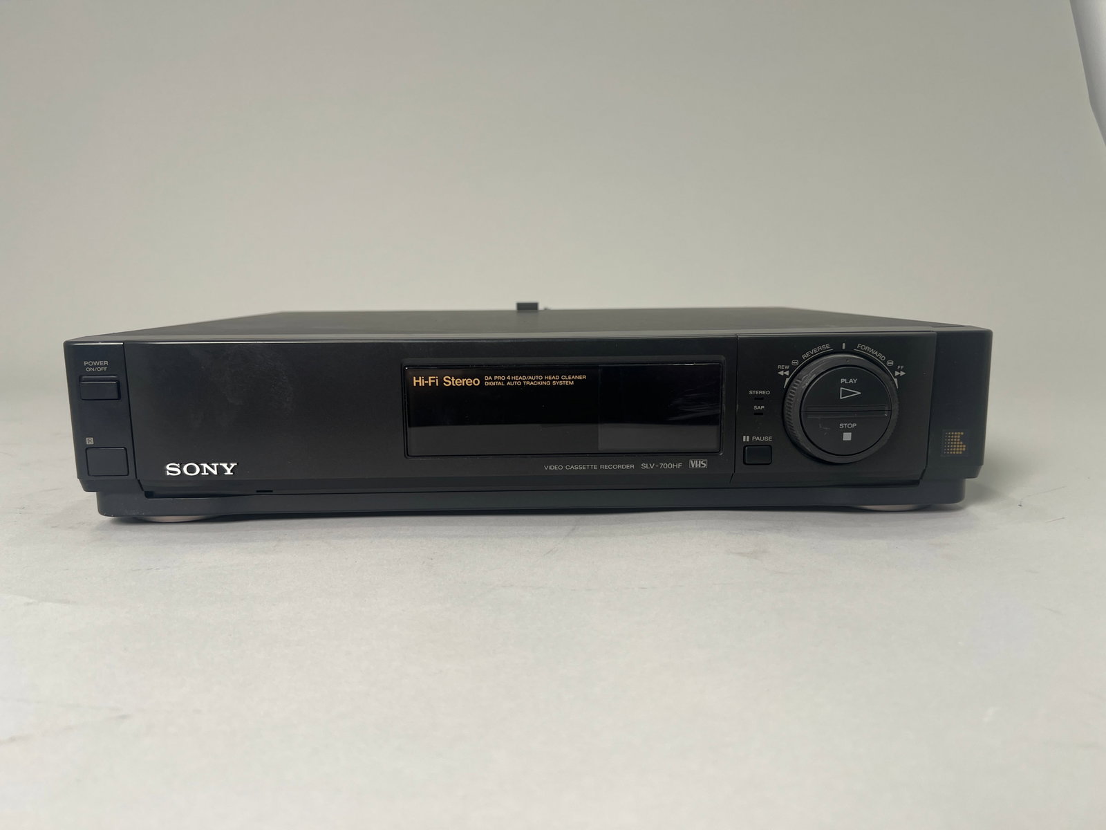 Sony SLV-700HF Hi-Fi Stereo VHS Video Cassette Recorder (1 of 5)