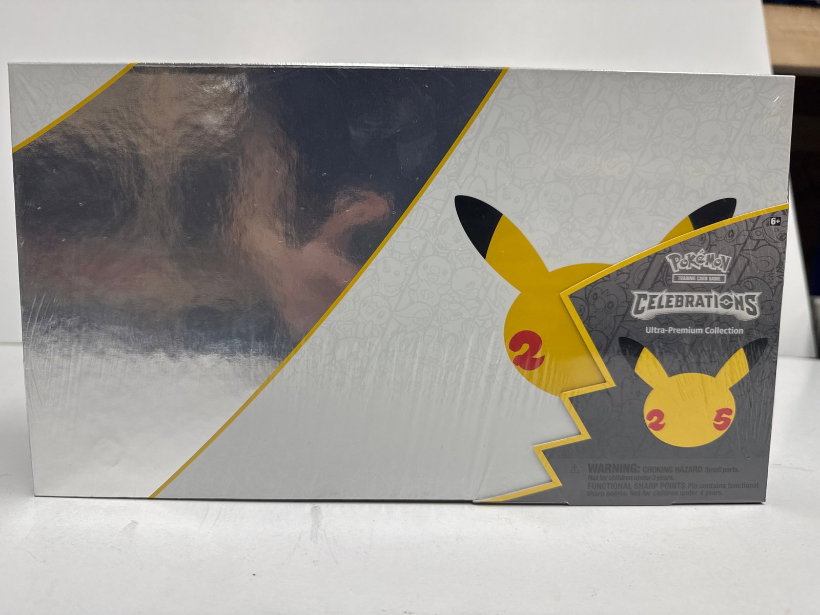 Pokemon Celebrations Ultra-Premium Collection Box (1 of 6)