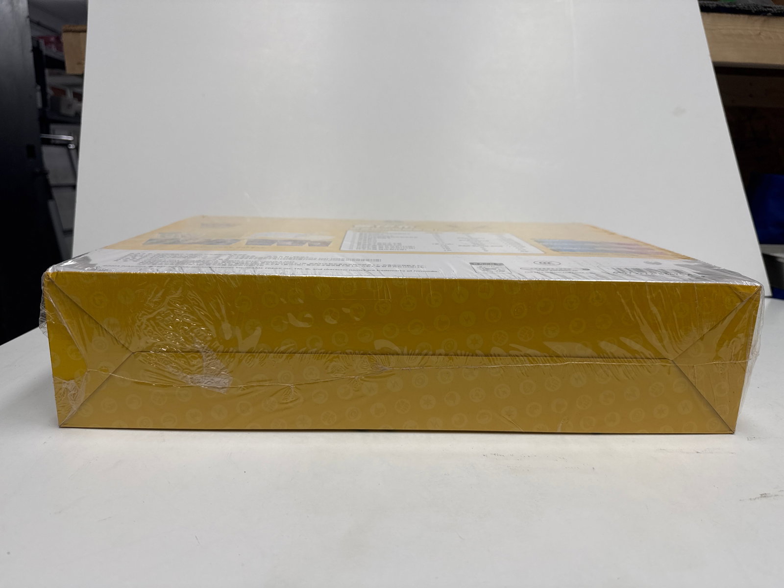 Pokemon Jolteon "Eevee Evolution" Gift Box - 6