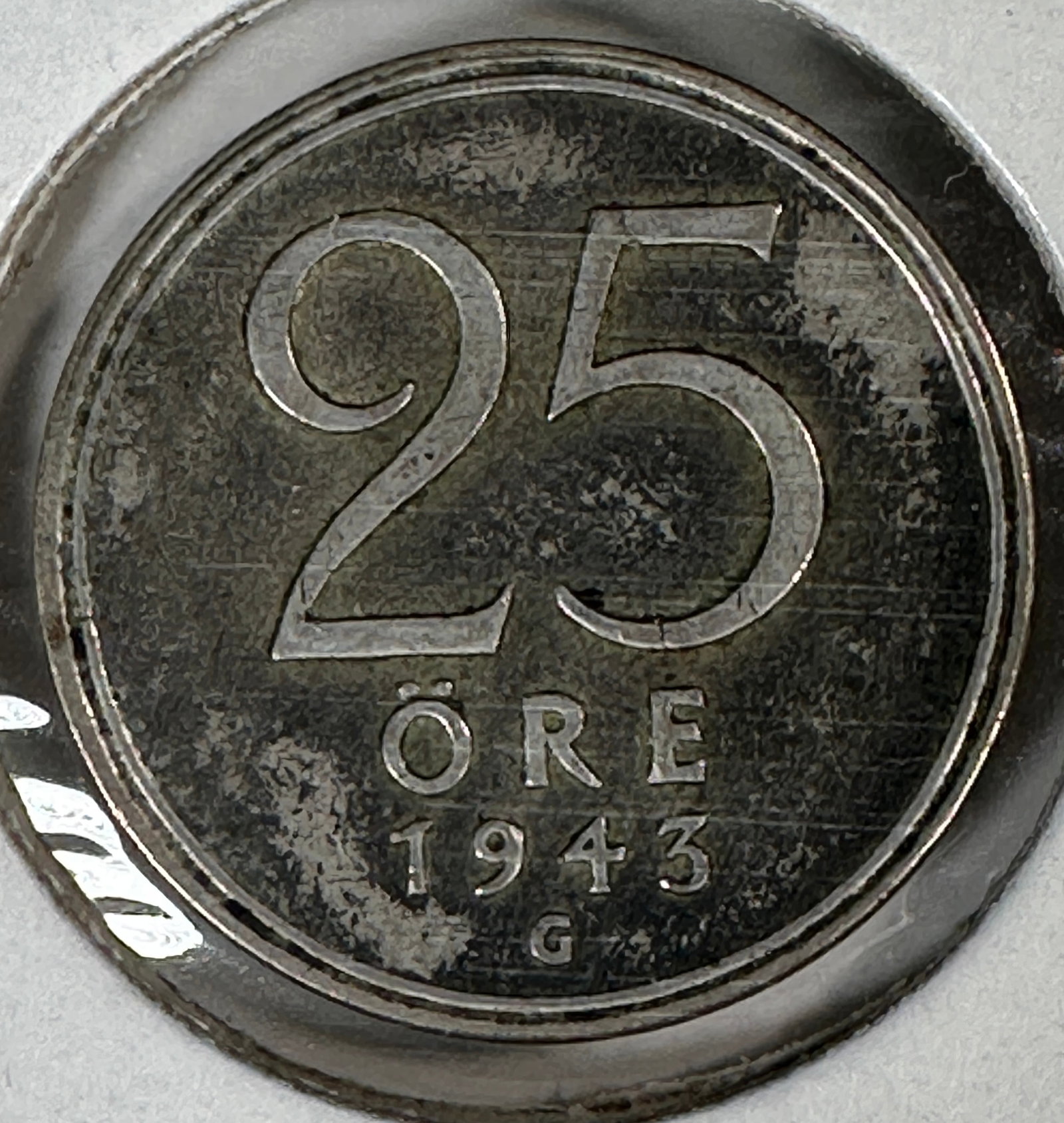 1943 Sweden 25 Ore Coin (1 of 2)