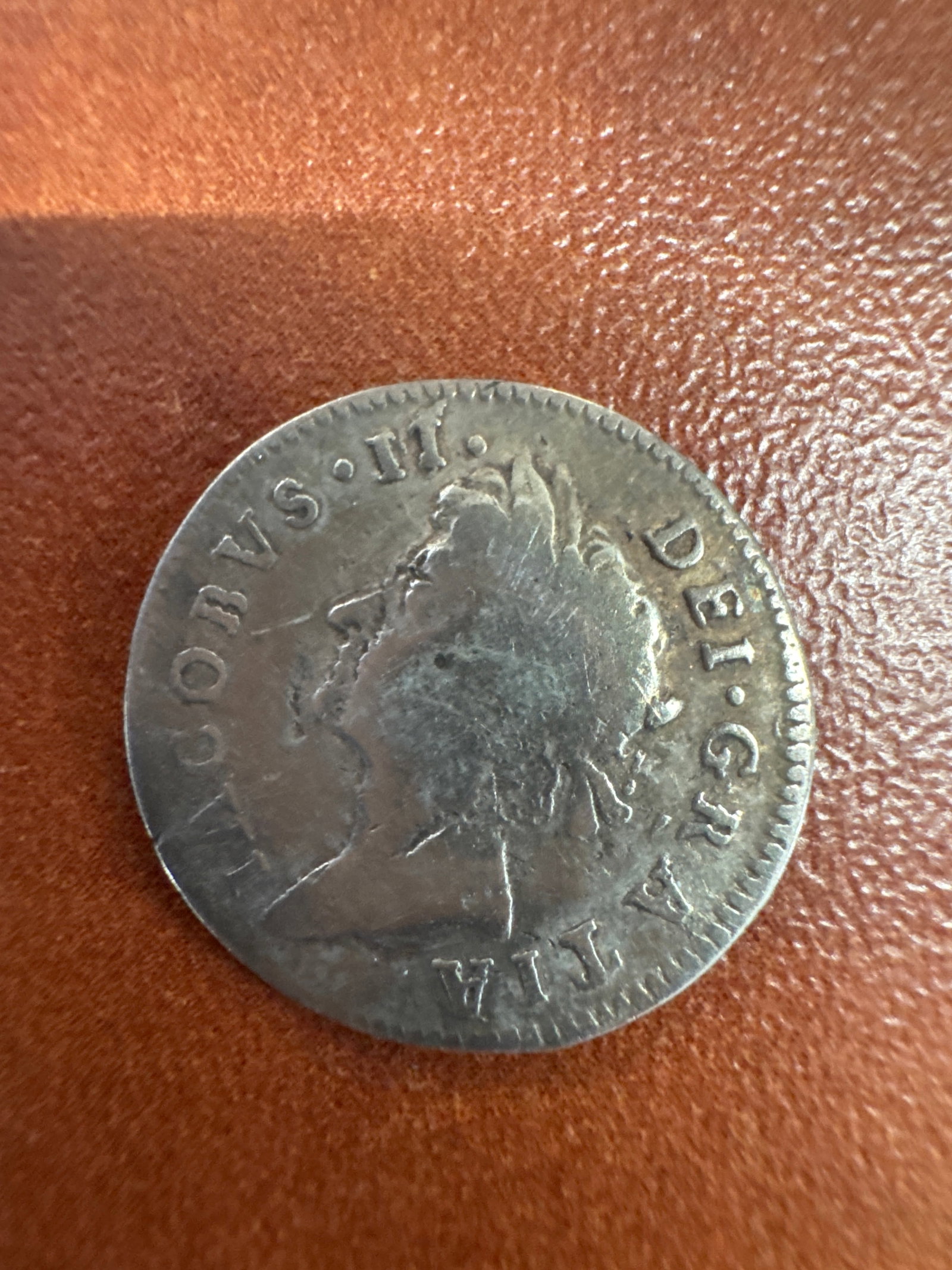 England 3 Pence Silver Coin: Three pence coin - Silver .925. 