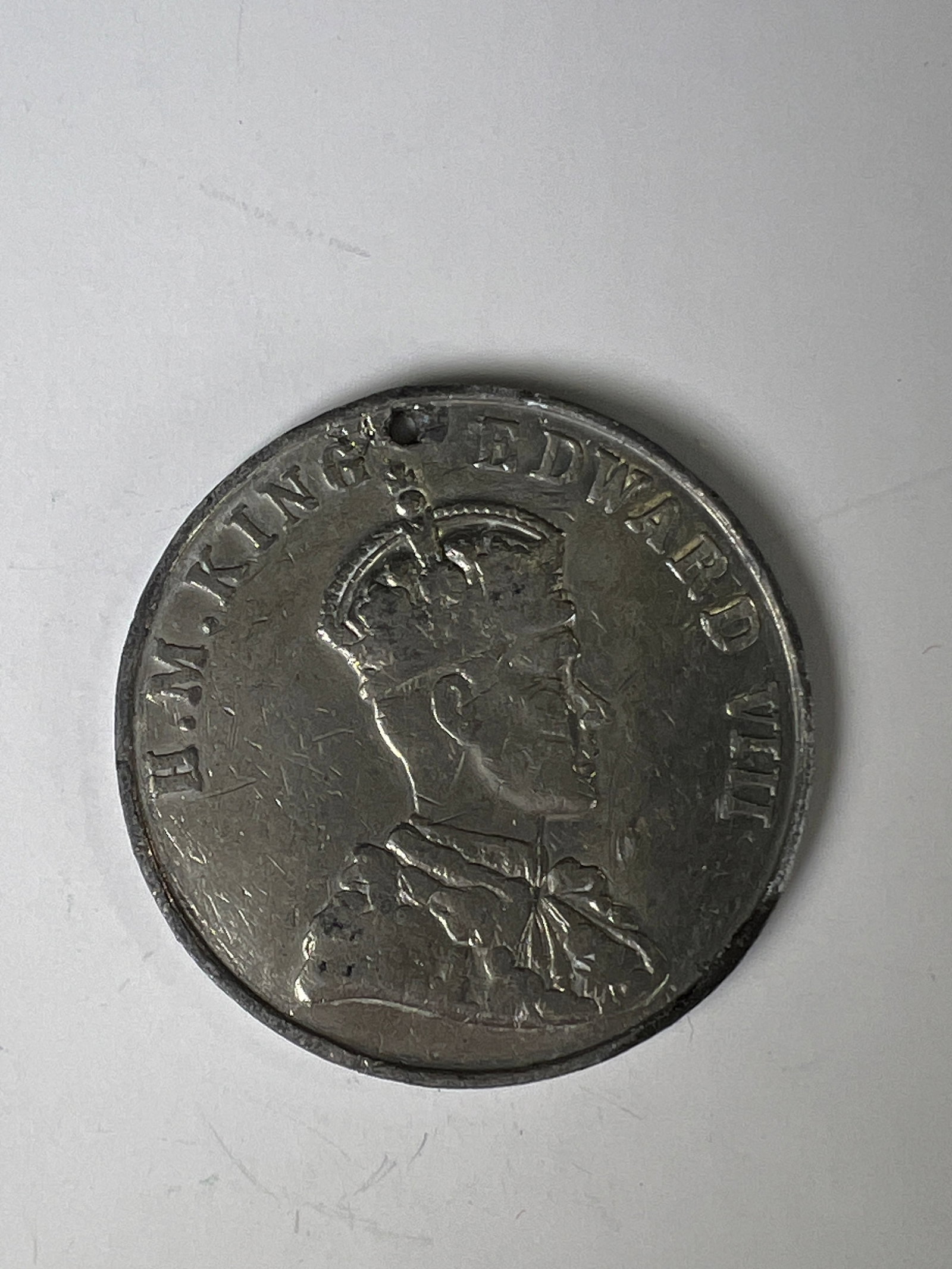 Edward VIII Commemorative Coin: One coin as titled. Ungraded; condition varies. See images.