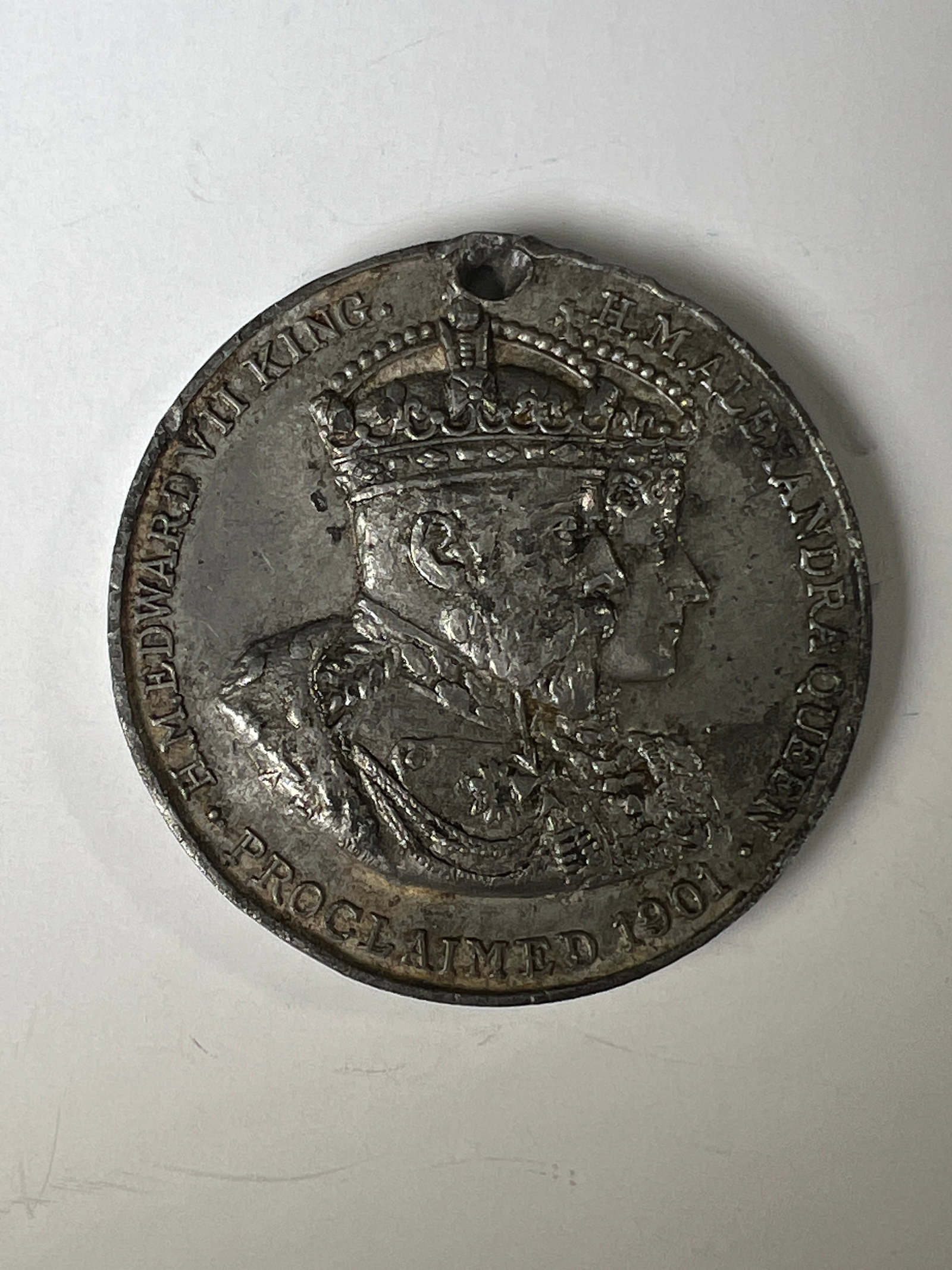 Edward VII and Queen Alexandra Coronation Proclamation Medal, 1902: One medal as titled. Ungraded; condition varies. See images.