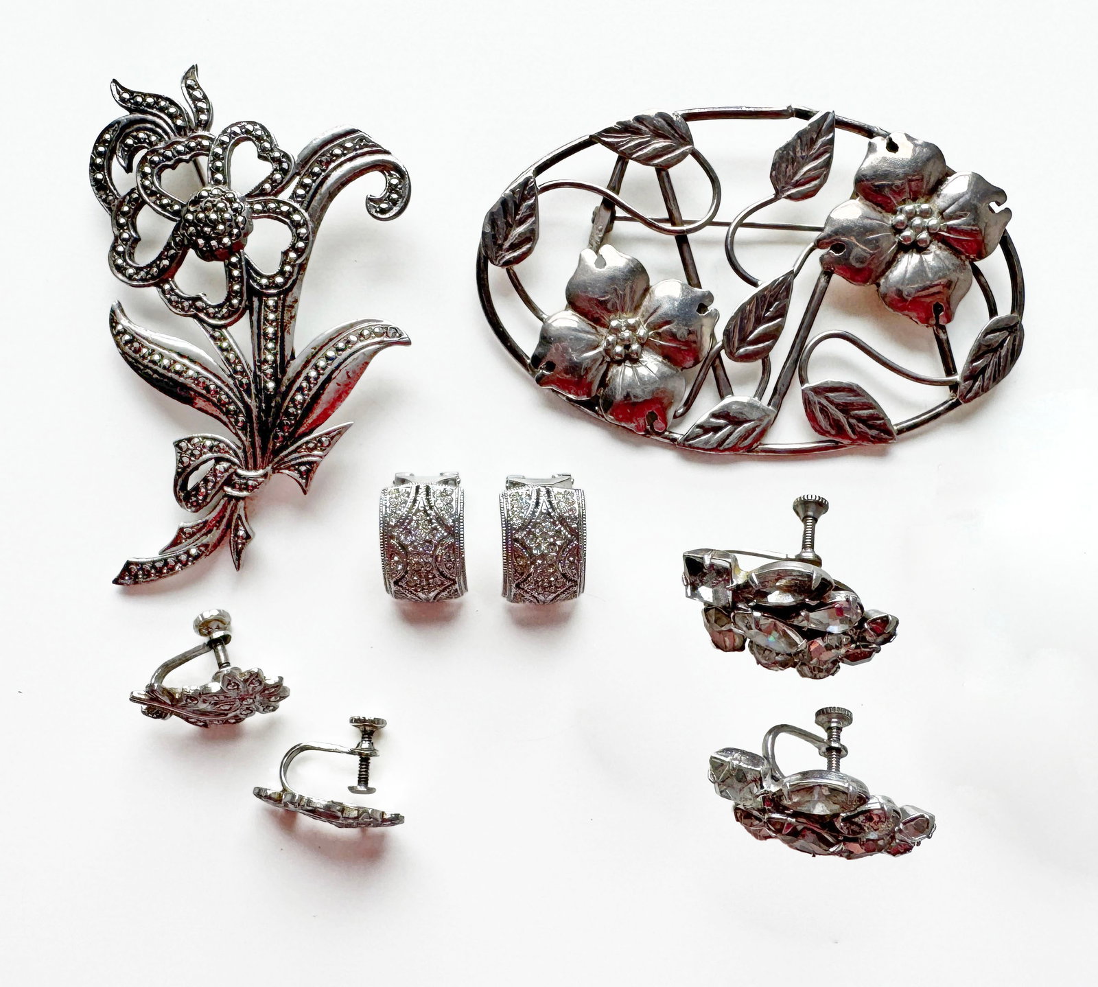 Floral & Crystal Jewelry Group: some sterling silver as shown 59g