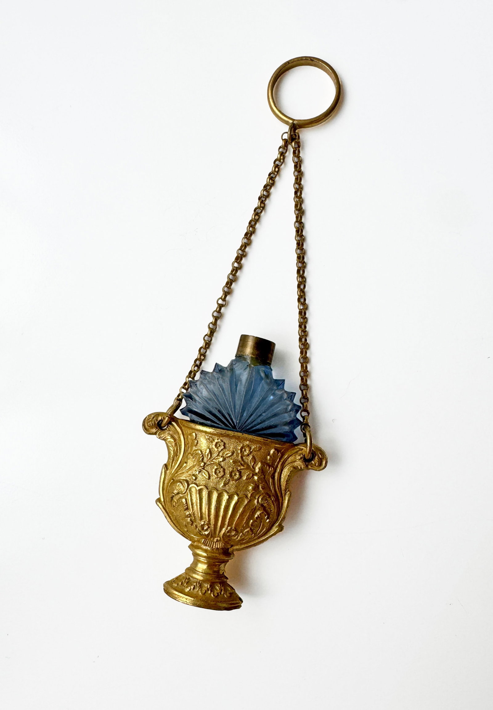 Victorian Blue Glass Chatelaine Perfume Bottle: 34 grams, bottle: 62.5mm
