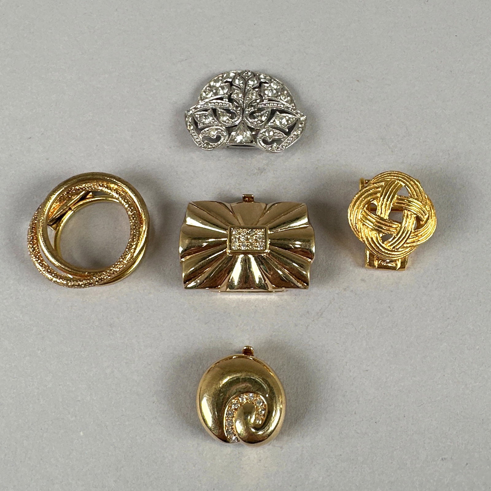 Five Costume Clips, Monet (1 of 6)