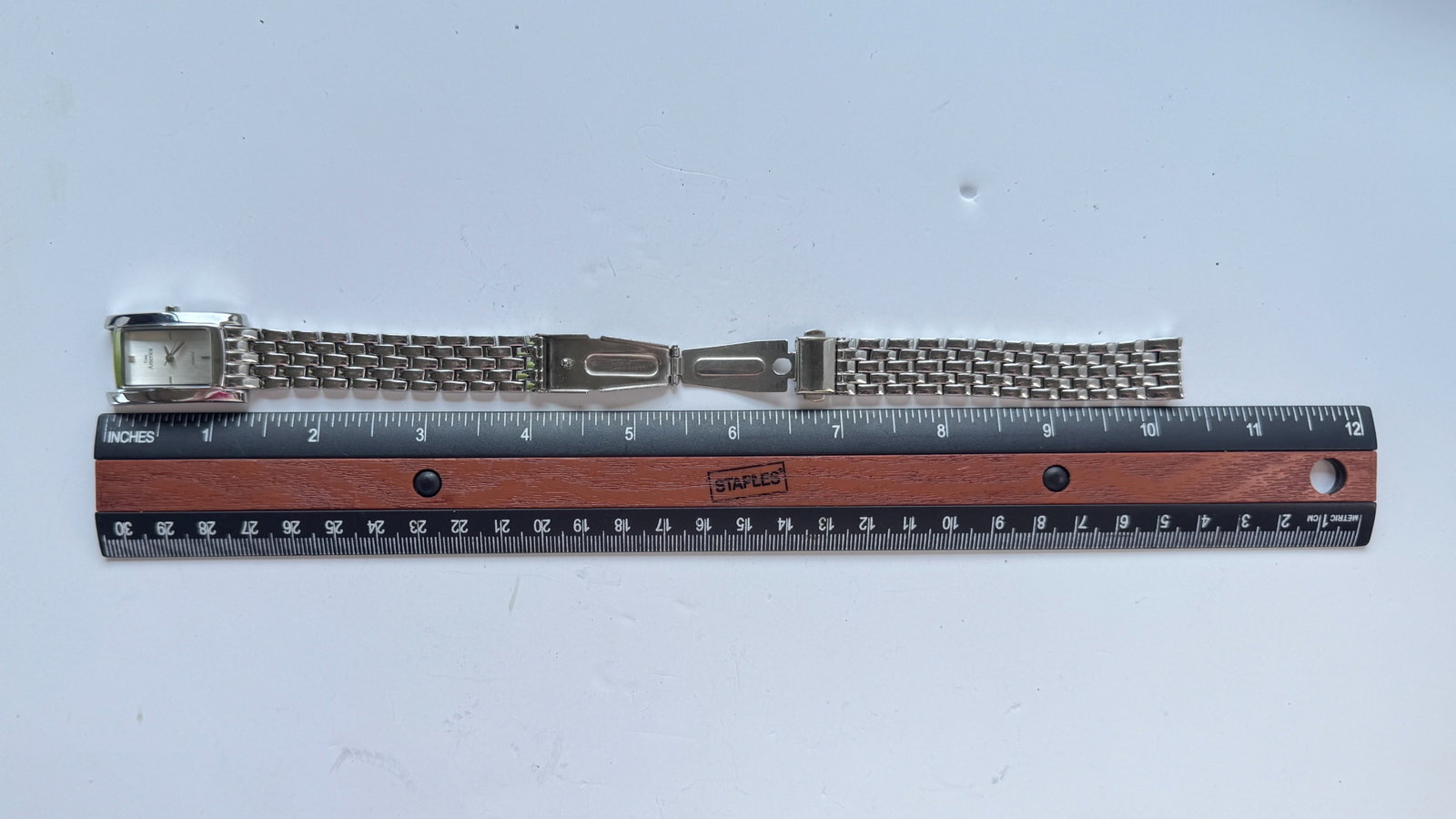 Two Quartz Wristwatches - 2