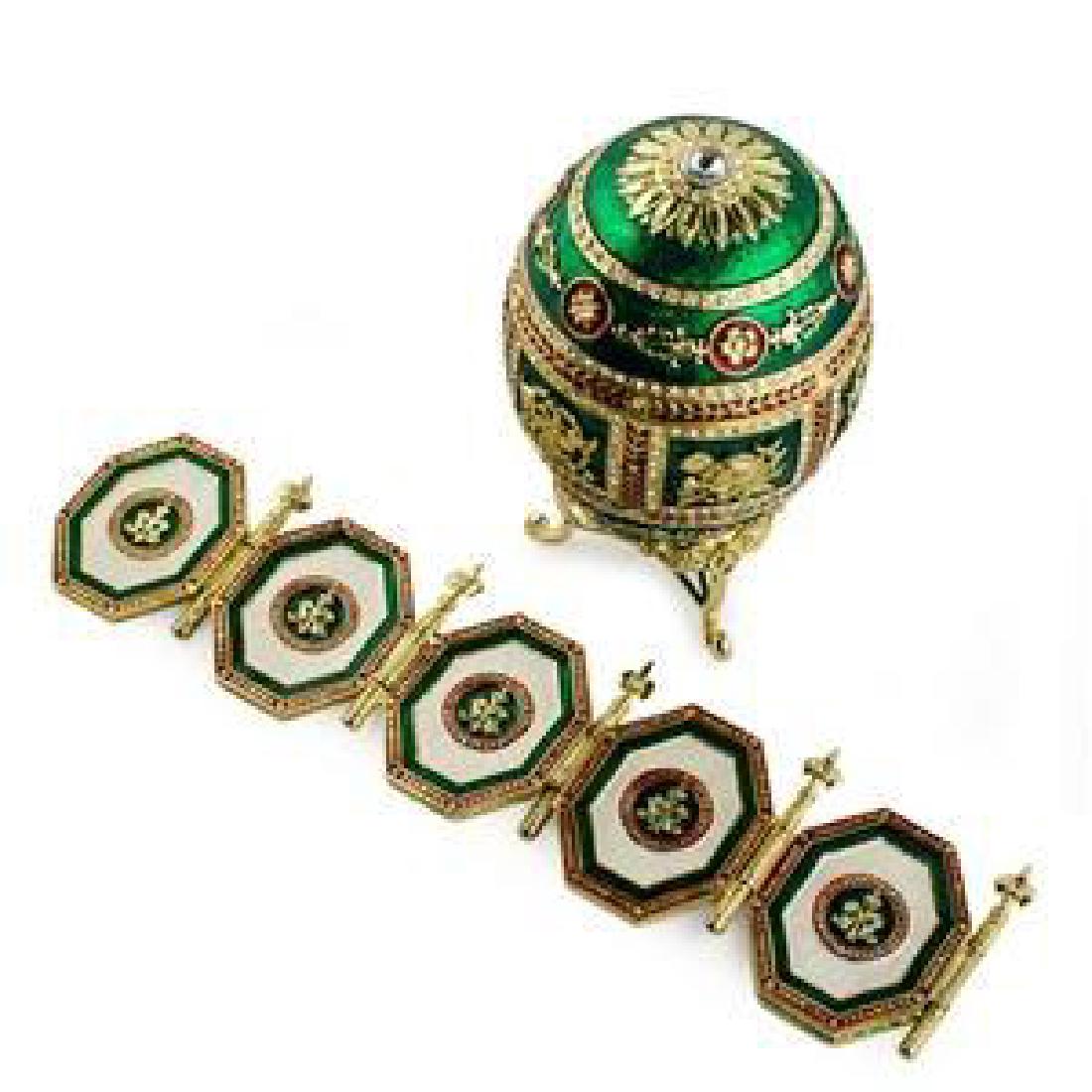 Faberge Inspired 1912 Napoleonic Russian Faberge Egg: Faberge Inspired 1912 Napoleonic Russian Faberge Egg with Picture Frames Peter Carl Faberge is the world's most famous jeweler who created eternally original pieces of art. The series of Easter eggs c
