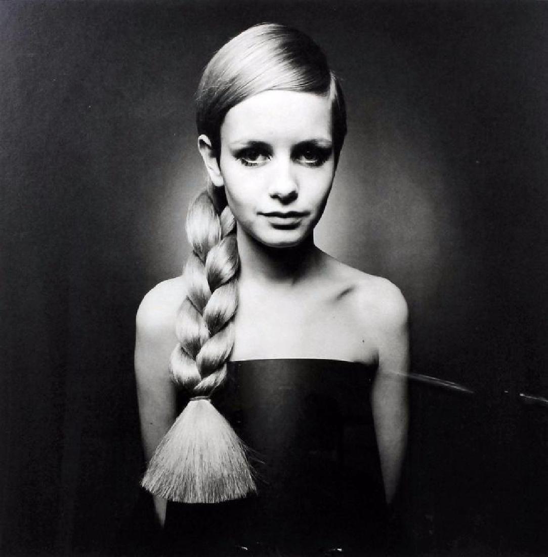 Original Barry Lategan Photo, Twiggy Braid: Original Barry Lategan ( born 1935 ) gelatin silver photograph. "Twiggy." 14 1/2" X 14 3/4", mount signed, framed & glazed. * Barry Lategan was the original photographer responsible for discovering