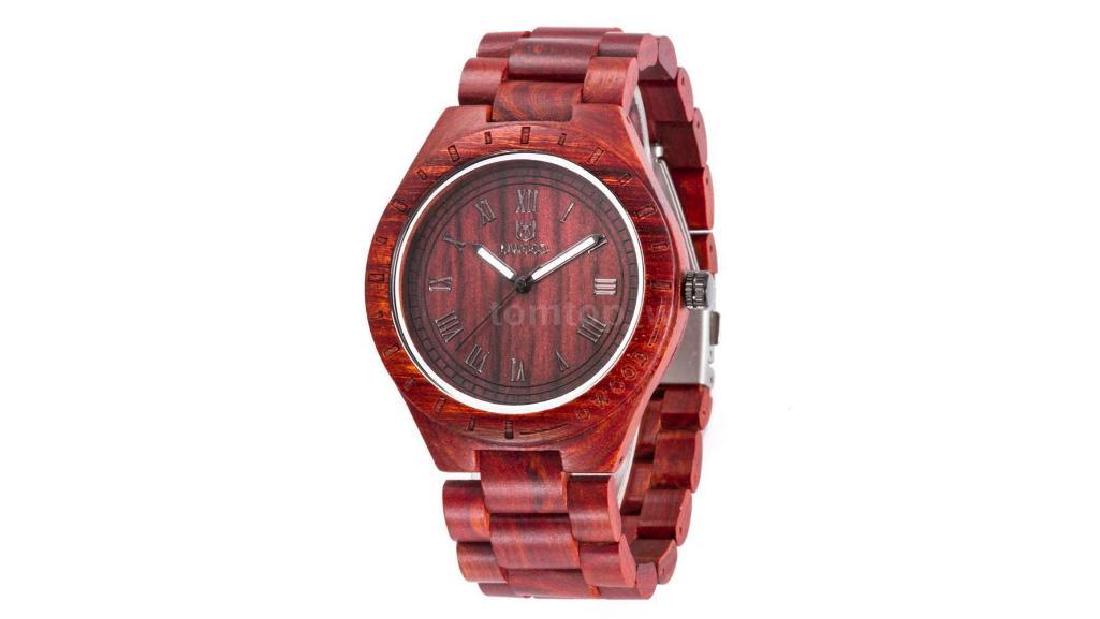 Casual Men's Sandal Wooden Analog Quartz Wristwatch: Dial Display: Analog. Battery life: 36 months. Dial Shape: Round Dial diameter: 3.75cm / 1.5in. Dial thickness: 1cm / 0.39in Package size: 18 * 15 * 2cm / 7.1 * 5.9 * 0.8in. Battery: 1 * SR626SW 1.55V