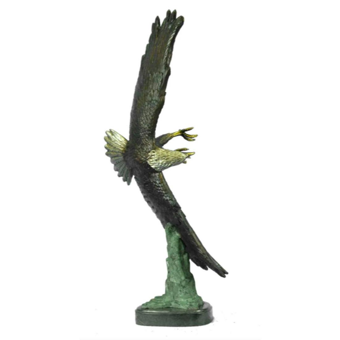 Large Life Size Bird of Prey, Eagle, Hawk Bronze: Life Size Bird of Prey, eagle, hawk sculpture. Lost wax casting method bronze, with colored patina, mounted on marble base. Signed by the artist J.Moigniez on the base. 33" H X 23" W. 40lbs.