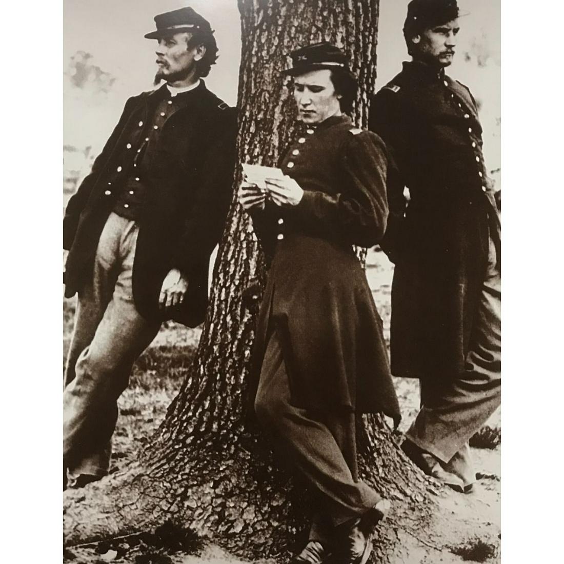 Civil War Union Soldier Reading Letter Photo Print (1 of 2)