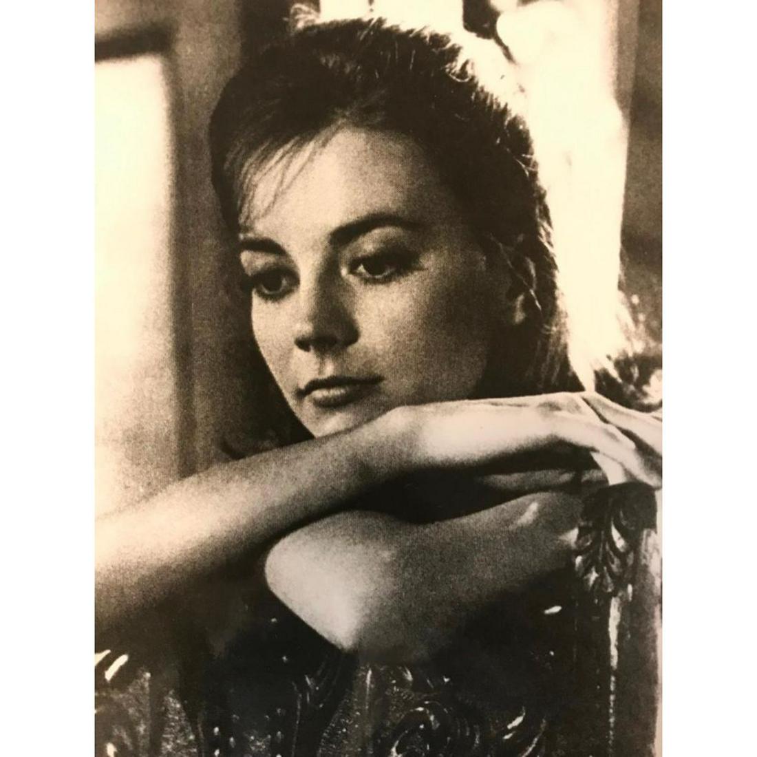 Natalie Wood Photo: Vintage Natalie Wood black & white photo. Created in the early 1990's, printed on photo paper. 8" x 10".