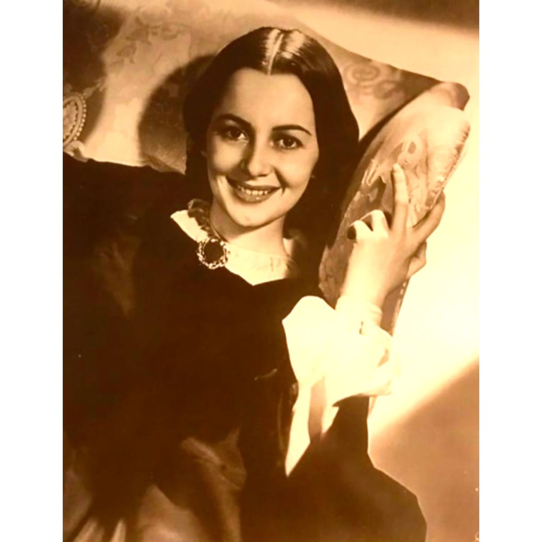 Gone With The Wind, Vivian Leigh: Movie still, Vivian Leigh from Gone With The Wind, sepia-tone photo print. Created in the early 1990's for The American Heritage Galleries. Printed on cardstock, in original packaging.11 x 14"