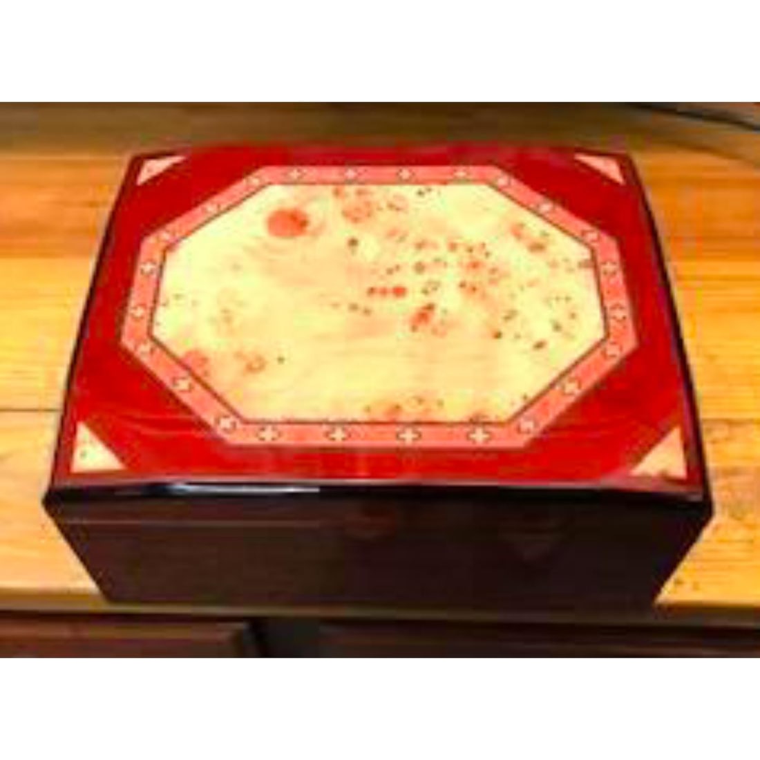 Large Hand-made Humidor Treasure Chest: Large humidor-treasure chest in Daniel Marshall style. Handmade by Cuban Crafters.12x10x5 size ( large ). Heavily lacquered & inlaid wood. A beautifully made humidor.