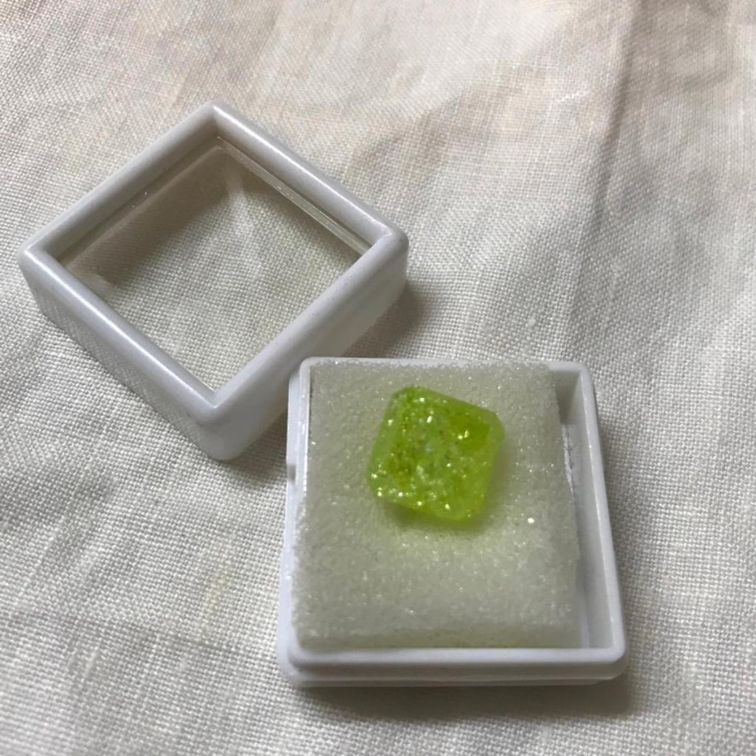 7.45ct Faceted Lime Green Beryl Gemstone (1 of 4)