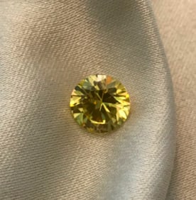 8ct Canary Yellow Cubic Zirconia Diamond Simulant