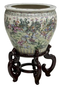 Large Chinese Famille Rose Porcelain Fish Bowl