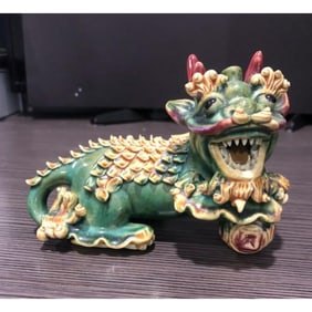 Vintage Chinese Wucai Porcelain Dragon Foo Dog Statue