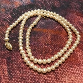 Vintage 3-4mm White Pearls 18" Necklace