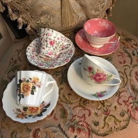 Vintage Tea Room Set, Roses Teacups Saucers