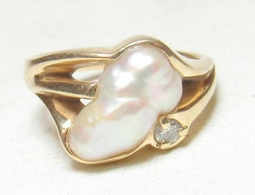 Freshwater Pearl Diamond 14K Ring