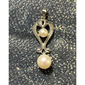 Vintage Mikimoto Akoya Pearl Pendant