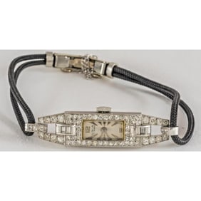 c.1920 Platinum Diamond 17 Jewels Ladies Wristwatch