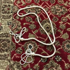 Mid Century Lariat Pearl Necklace
