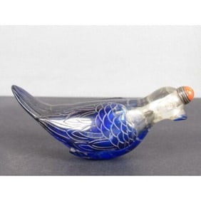 Vintage Chinese Peking Glass Bird Snuff Bottle