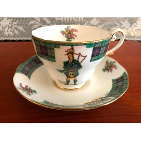 Royal Standard, Bonnie Scotland, Clan Leslie Teacup Saucer Set