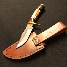 Damascus Steel Skinner Hunting Knife