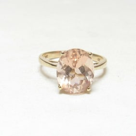 3.30ct Natural Peach Morganite 10kt Gold Ring