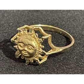Vintage Gold Smiling Sun Ring